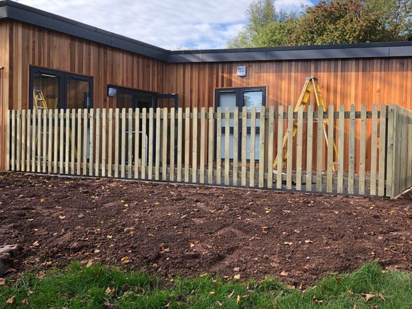Timber Picket Fencing for a Mobile Classroom in Coventry